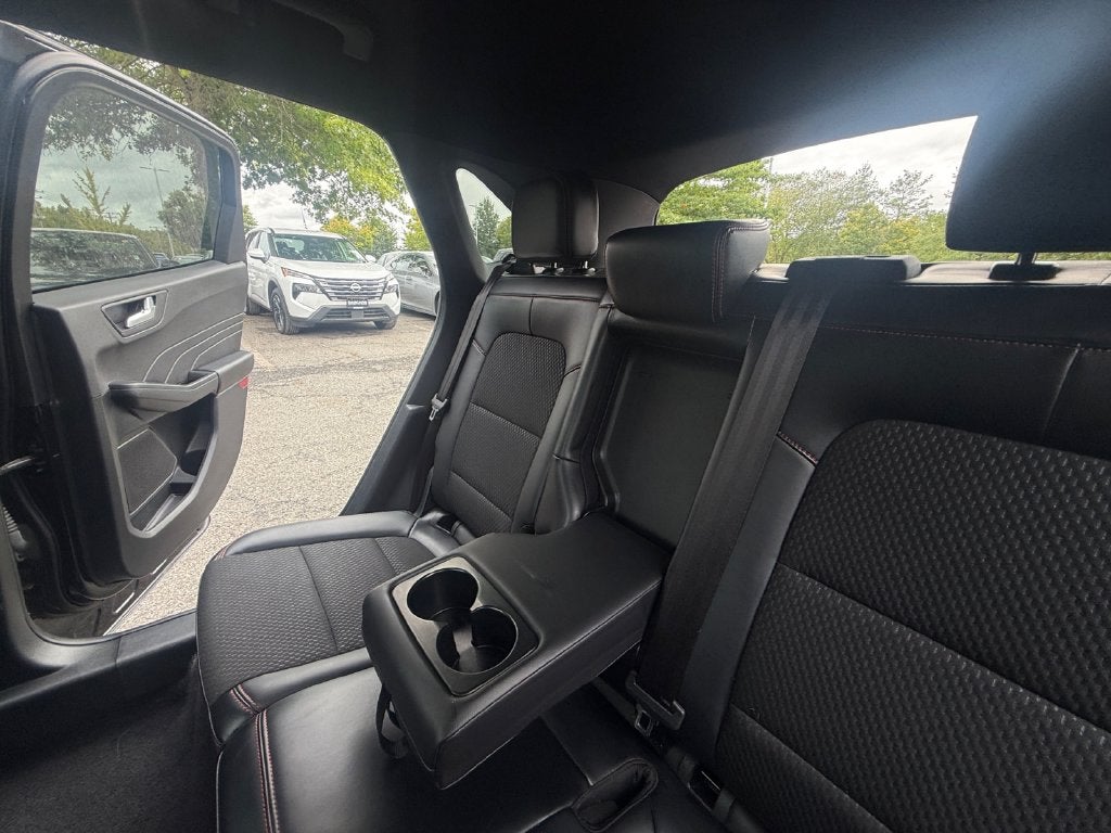 2025 Ford Escape ST-Line Select