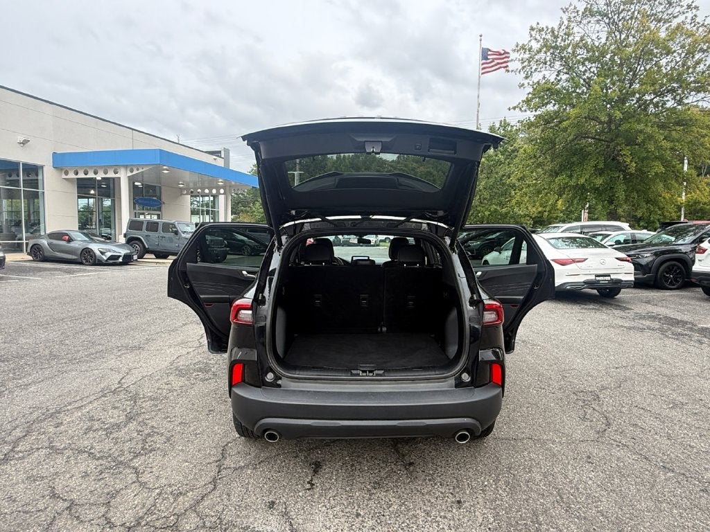 2025 Ford Escape ST-Line Select