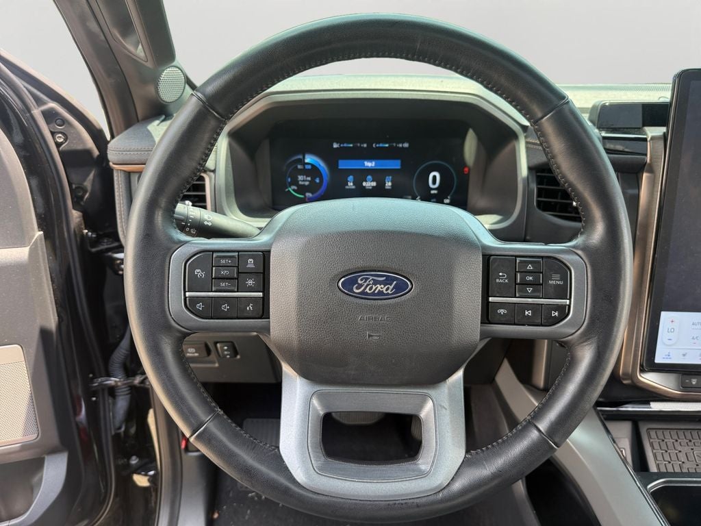 2024 Ford F-150 Lightning Lariat