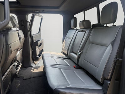 2024 Ford F-150 Lightning Lariat