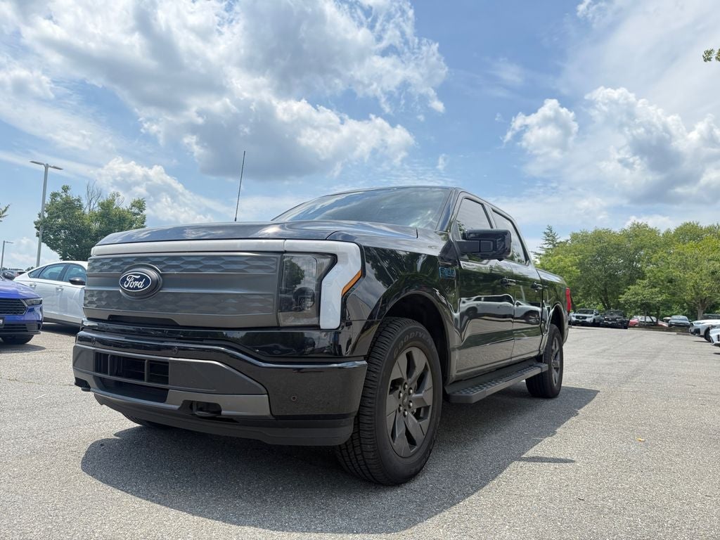 2024 Ford F-150 Lightning Lariat