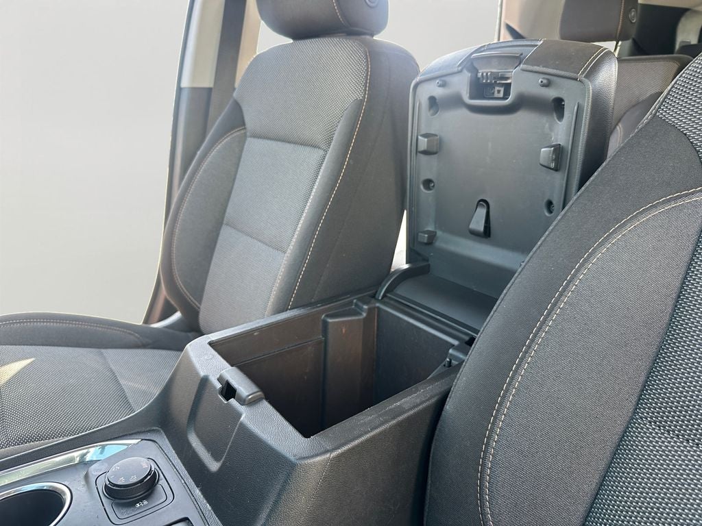 2018 Chevrolet Traverse LT Cloth w/1LT