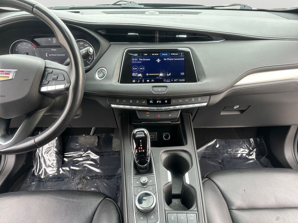 2023 Cadillac XT4 Premium Luxury