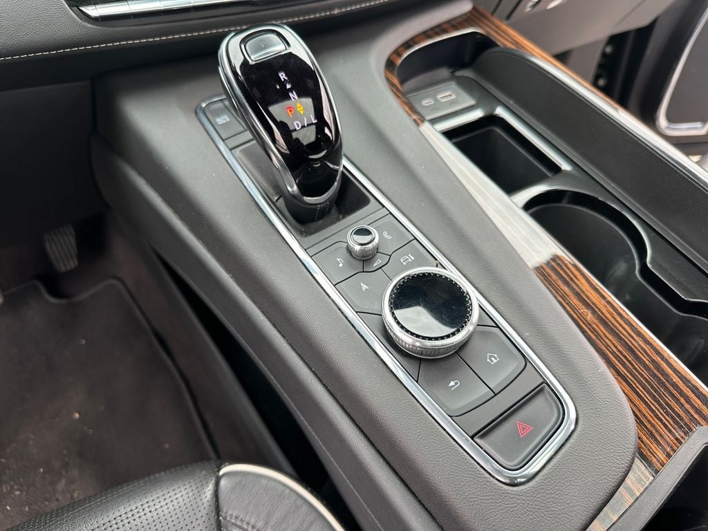 2023 Cadillac Escalade ESV Premium