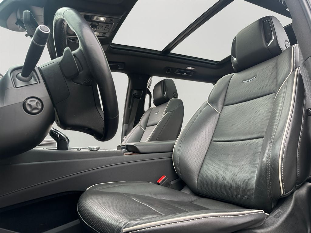 2023 Cadillac Escalade ESV Premium