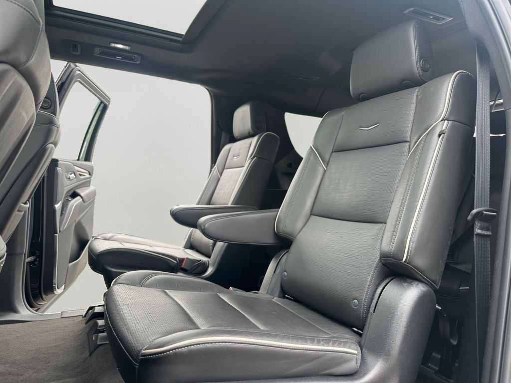 2023 Cadillac Escalade ESV Premium