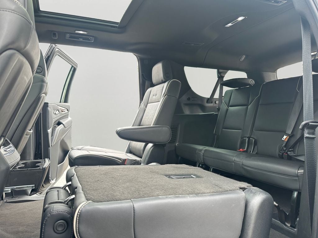 2023 Cadillac Escalade ESV Premium