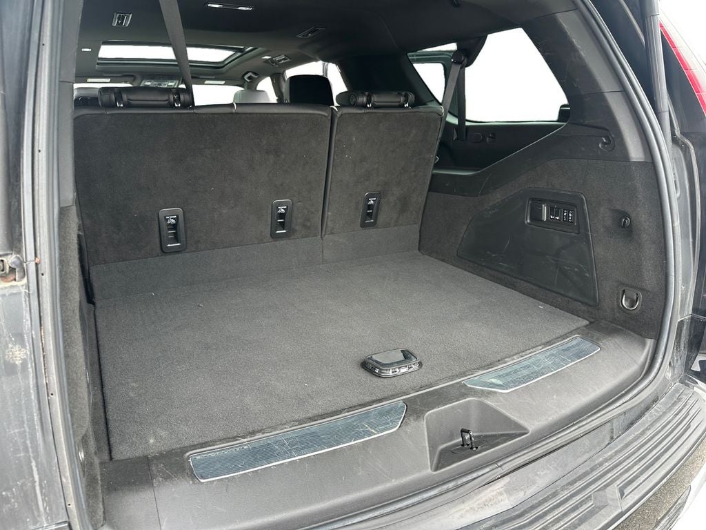 2023 Cadillac Escalade ESV Premium