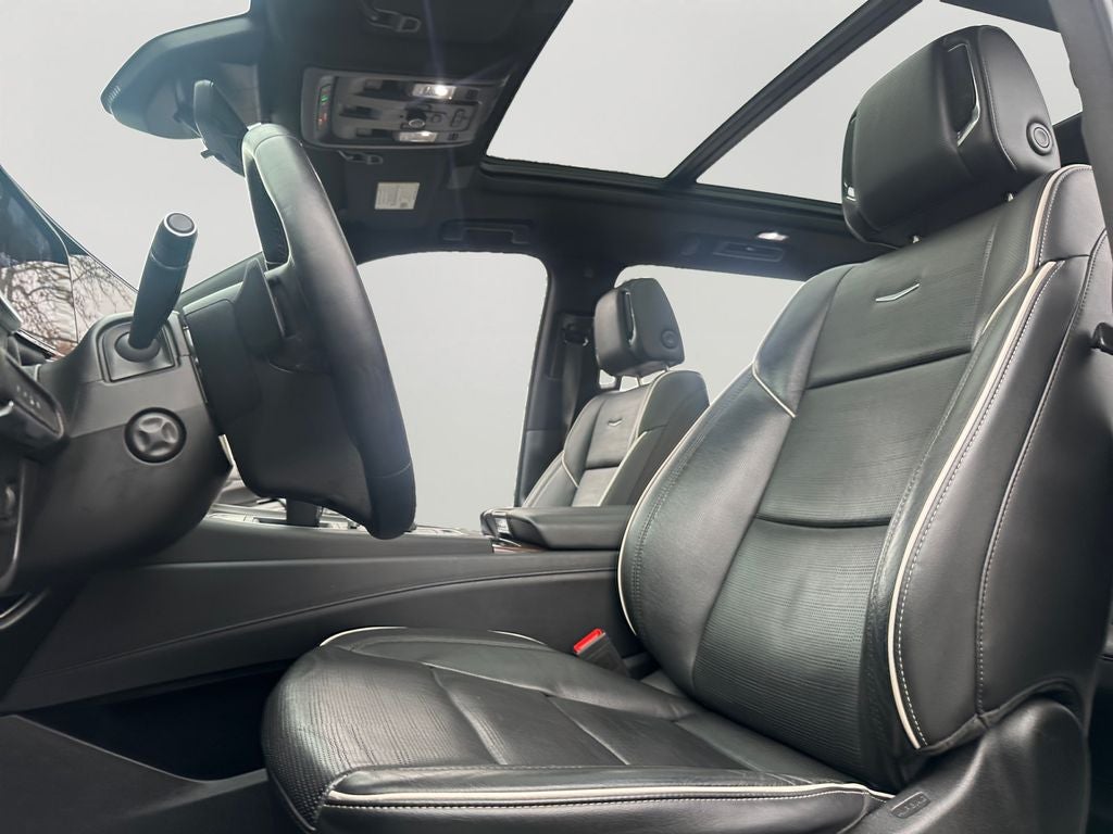 2022 Cadillac Escalade ESV Premium