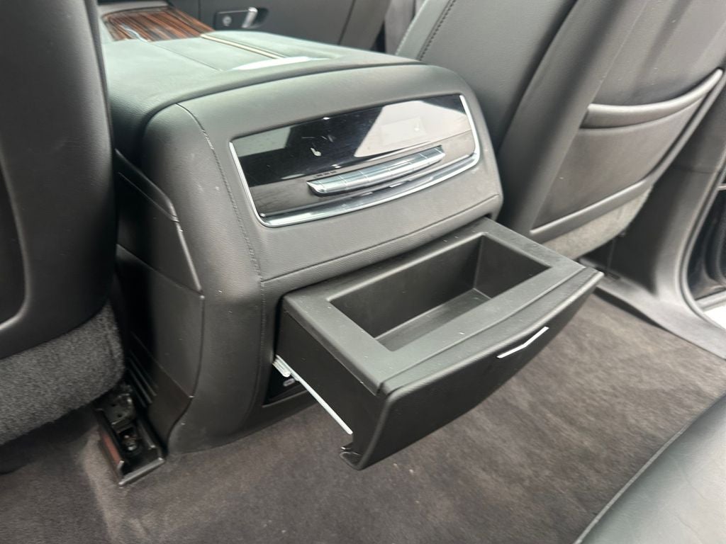 2022 Cadillac Escalade ESV Premium