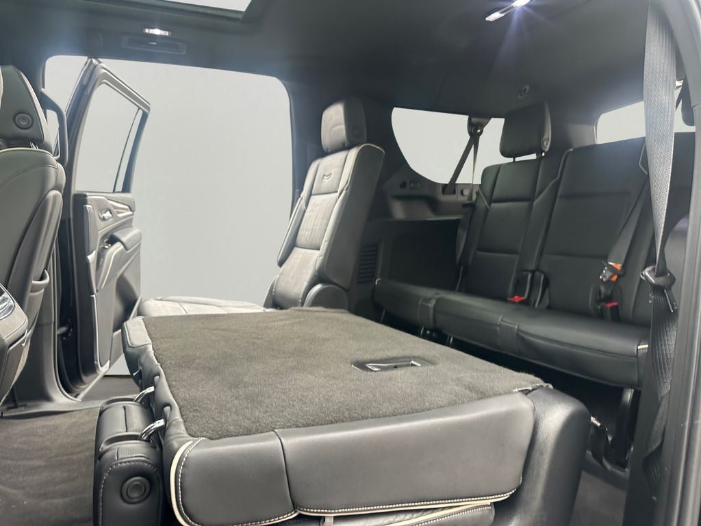 2022 Cadillac Escalade ESV Premium