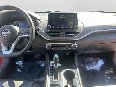 2025 Nissan Altima 2.5 SR