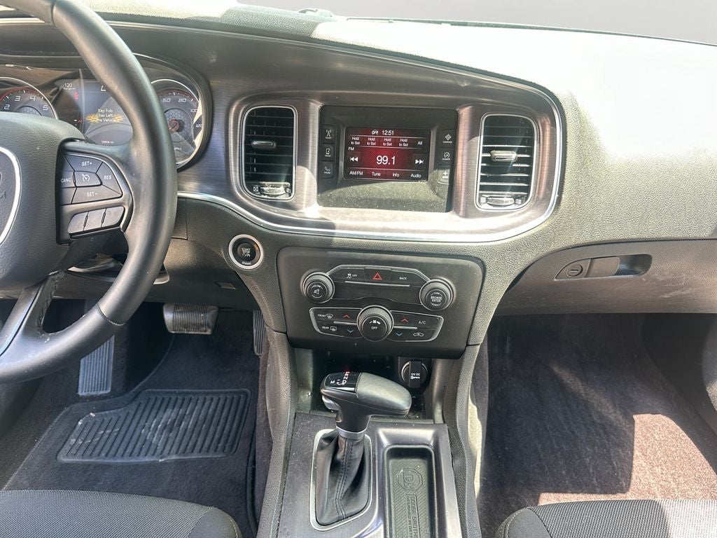 2016 Dodge Charger SE