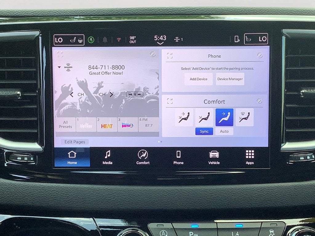 2025 Chrysler Pacifica Select