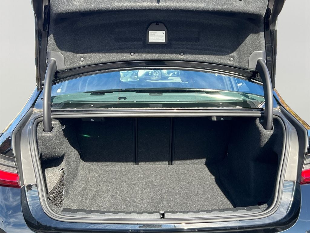 2025 BMW 3 Series 330i xDrive