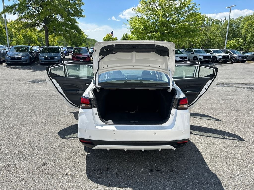 2023 Nissan Versa 1.6 SV