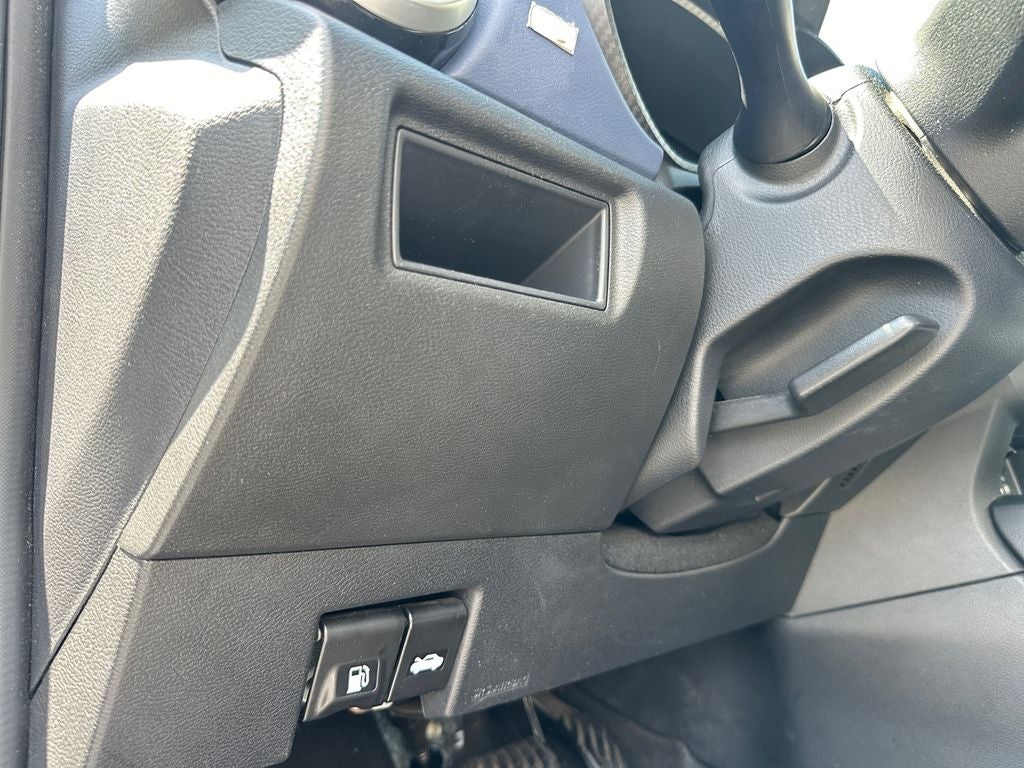 2023 Nissan Versa 1.6 SV