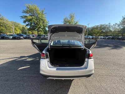 2024 Nissan Versa 1.6 SV