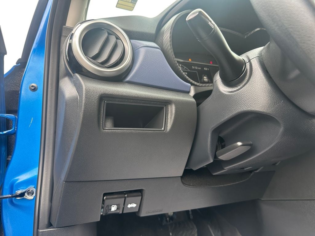 2024 Nissan Versa 1.6 SV
