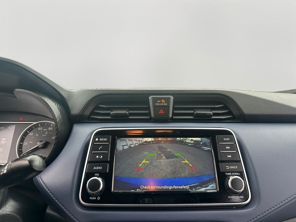 2024 Nissan Versa 1.6 SV