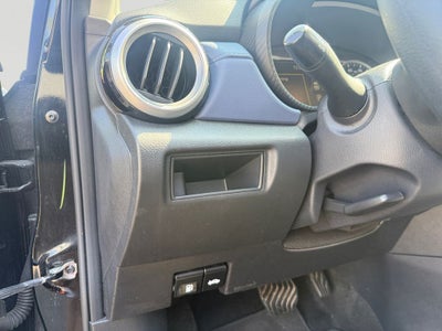 2024 Nissan Versa 1.6 SV