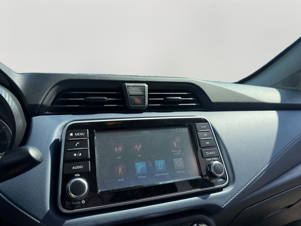 2024 Nissan Versa 1.6 SV