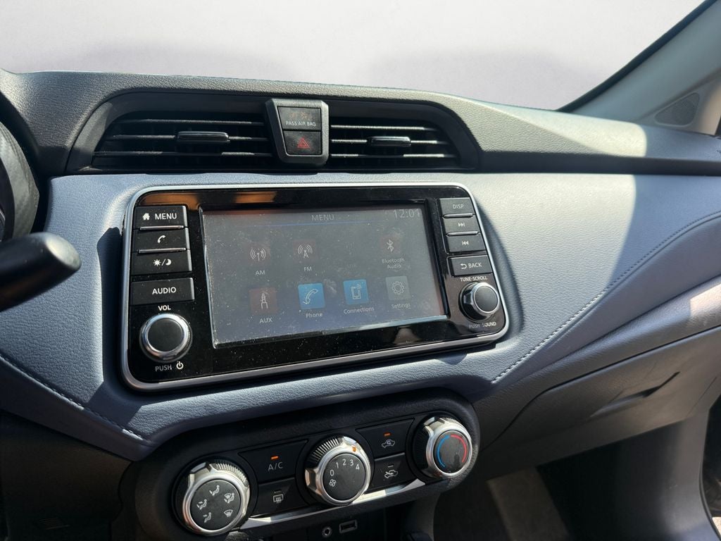 2024 Nissan Versa 1.6 SV