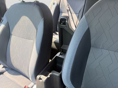 2024 Nissan Versa 1.6 SV