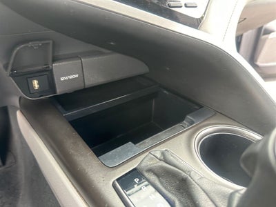 2022 Toyota Camry Hybrid SE