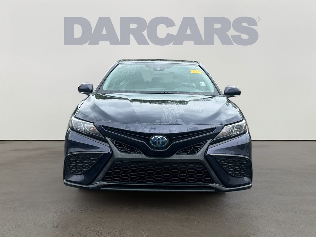 2022 Toyota Camry Hybrid SE