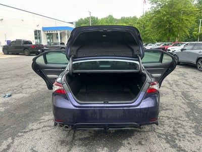 2022 Toyota Camry Hybrid SE