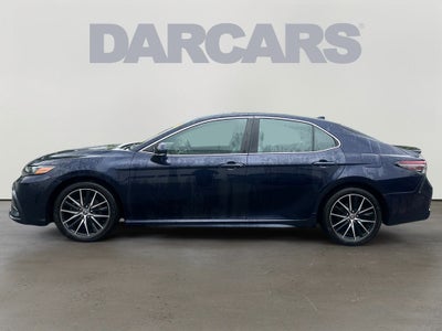 2022 Toyota Camry Hybrid SE