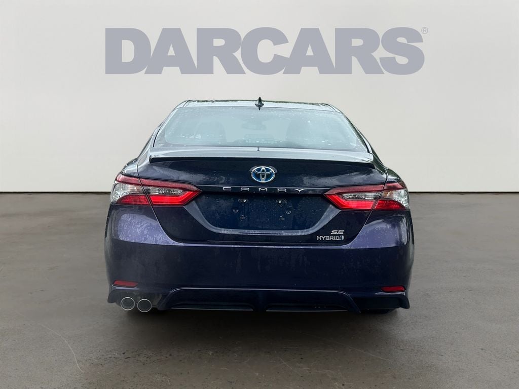 2022 Toyota Camry Hybrid SE