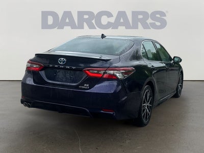 2022 Toyota Camry Hybrid SE