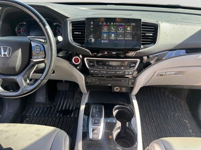 2021 Honda Pilot Touring 8 Passenger