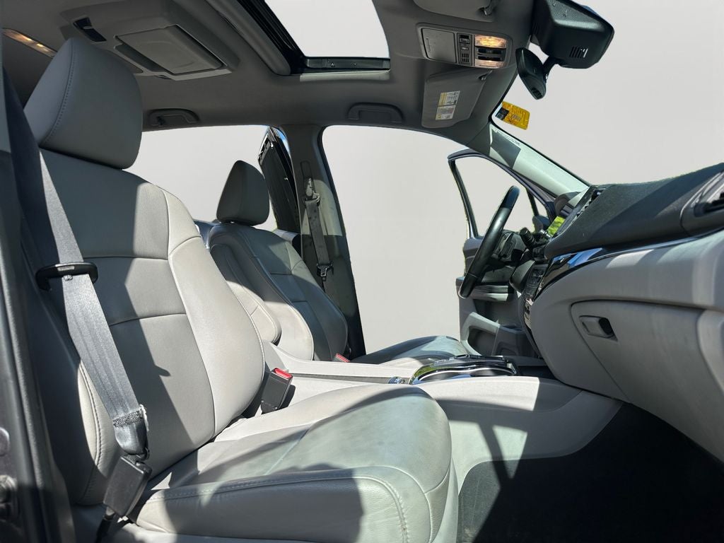 2021 Honda Pilot Touring 8 Passenger