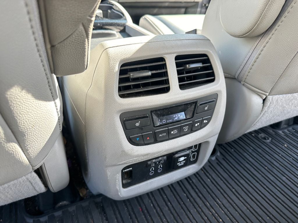 2021 Honda Pilot Touring 8 Passenger