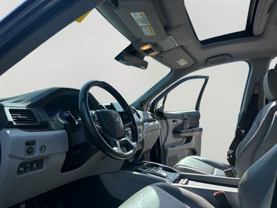 2021 Honda Pilot Touring 8 Passenger