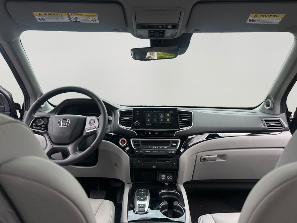 2021 Honda Pilot Touring 8 Passenger
