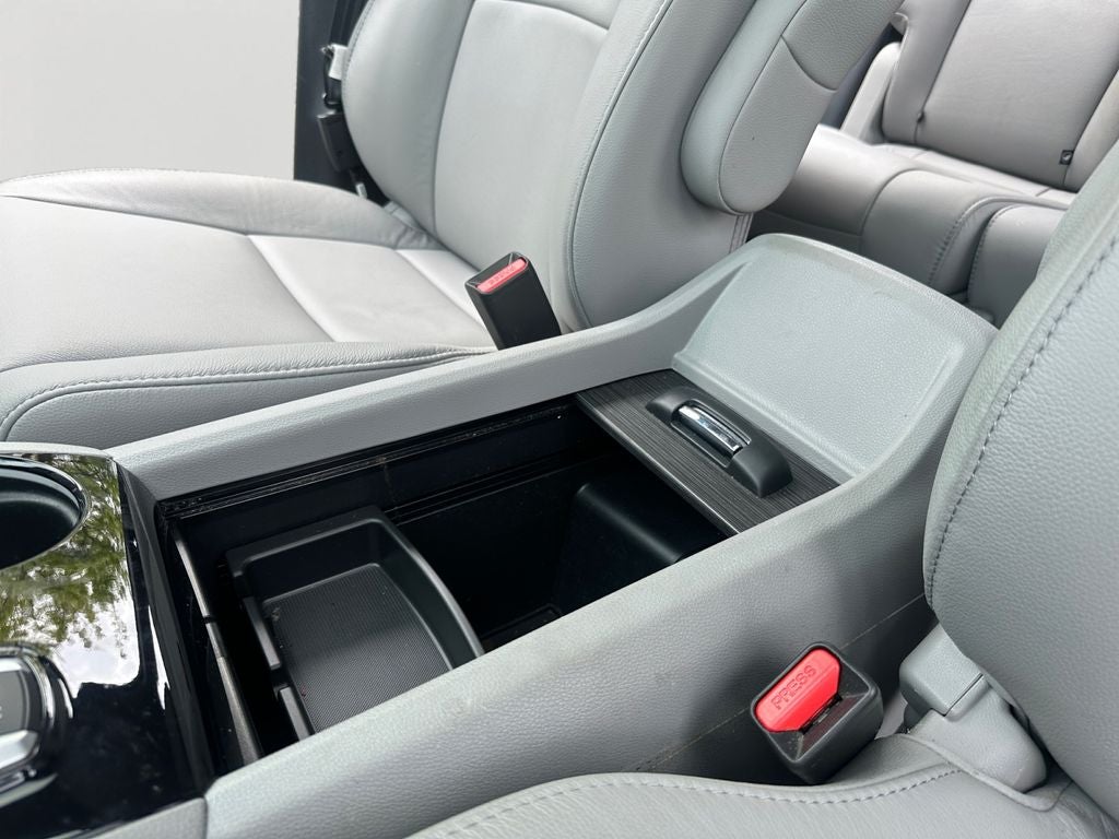 2021 Honda Pilot Touring 8 Passenger