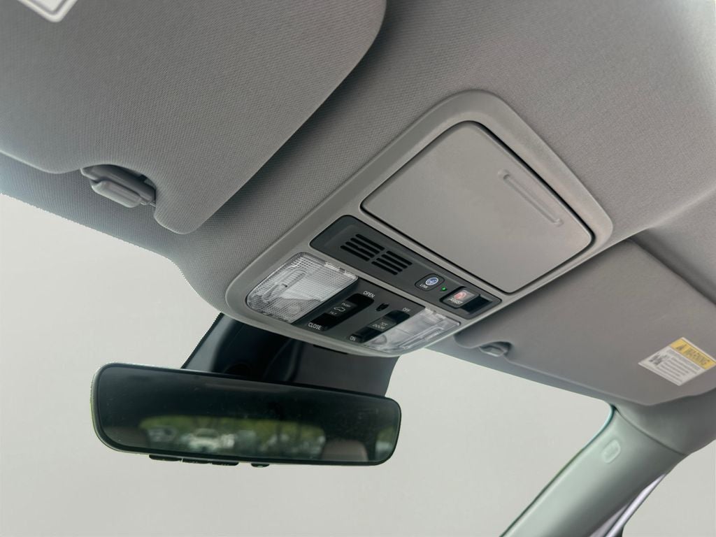 2021 Honda Pilot Touring 8 Passenger