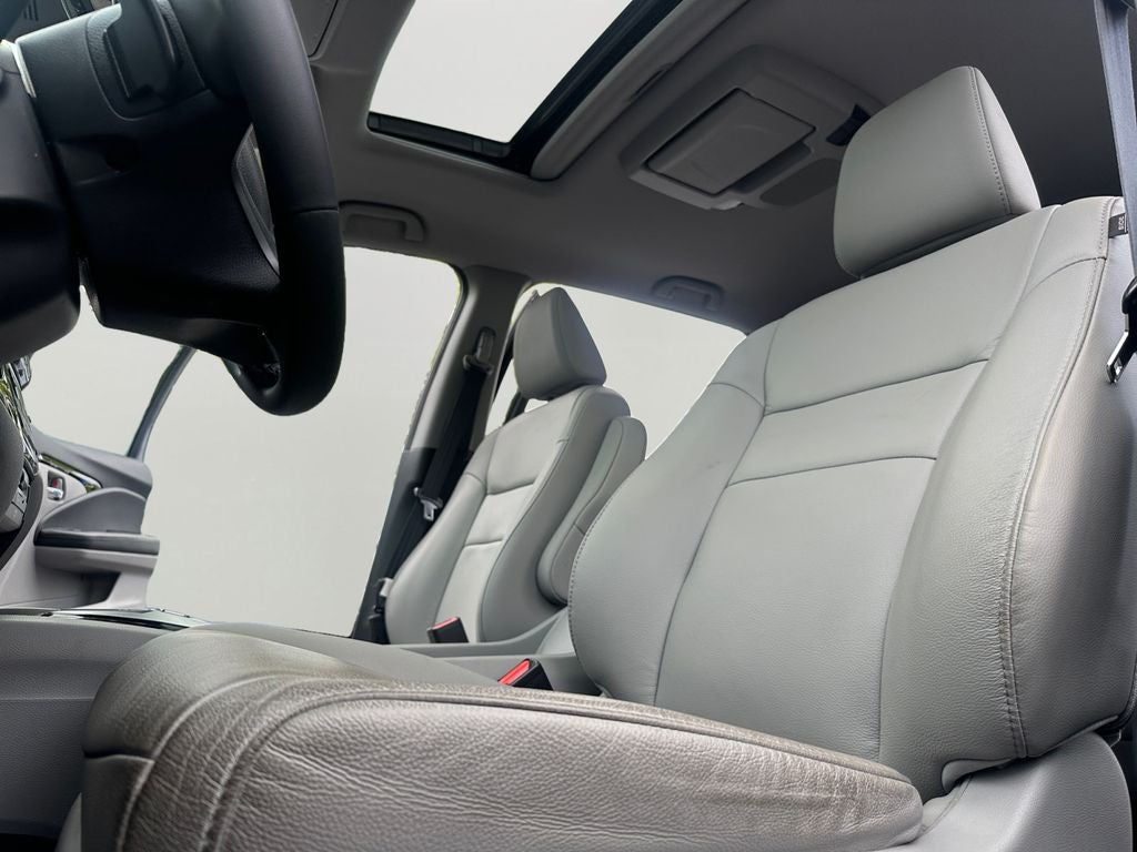 2021 Honda Pilot Touring 8 Passenger