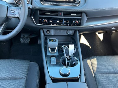 2026 Nissan Rogue SV Cold Weather