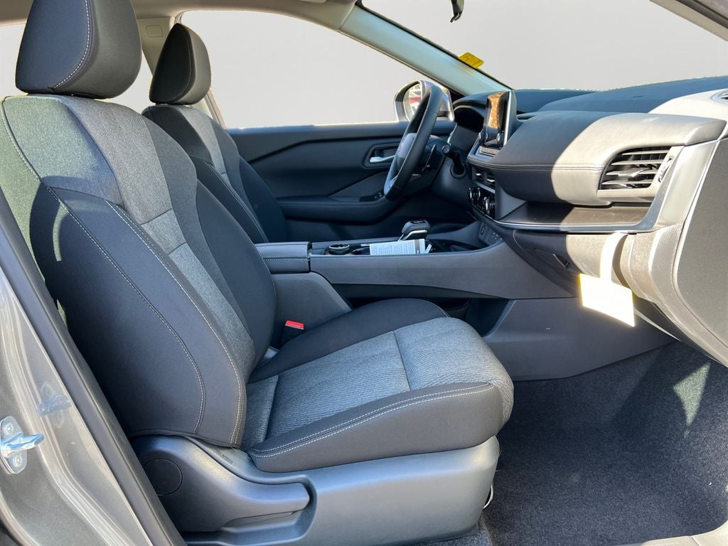 2026 Nissan Rogue SV Cold Weather