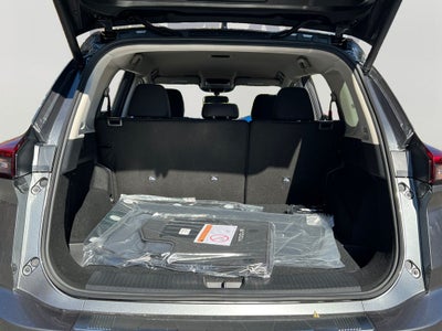 2026 Nissan Rogue SV Cold Weather