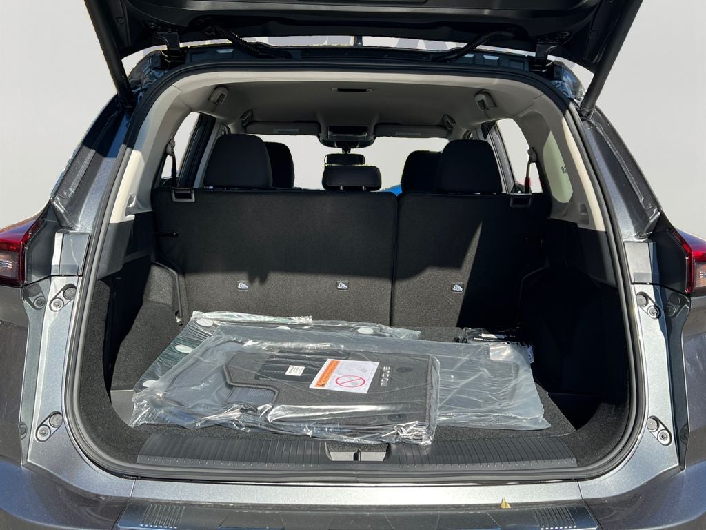 2026 Nissan Rogue SV Cold Weather