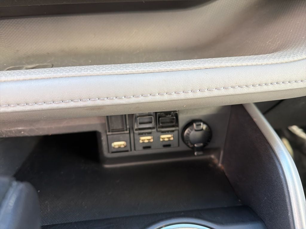 2020 Toyota Highlander L