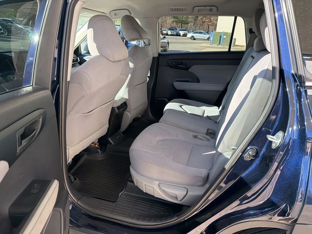 2020 Toyota Highlander L