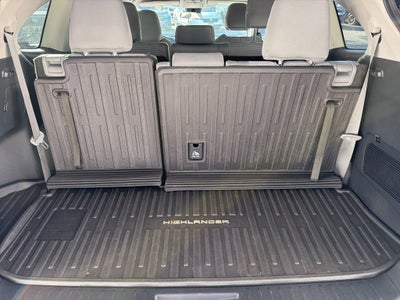 2020 Toyota Highlander L