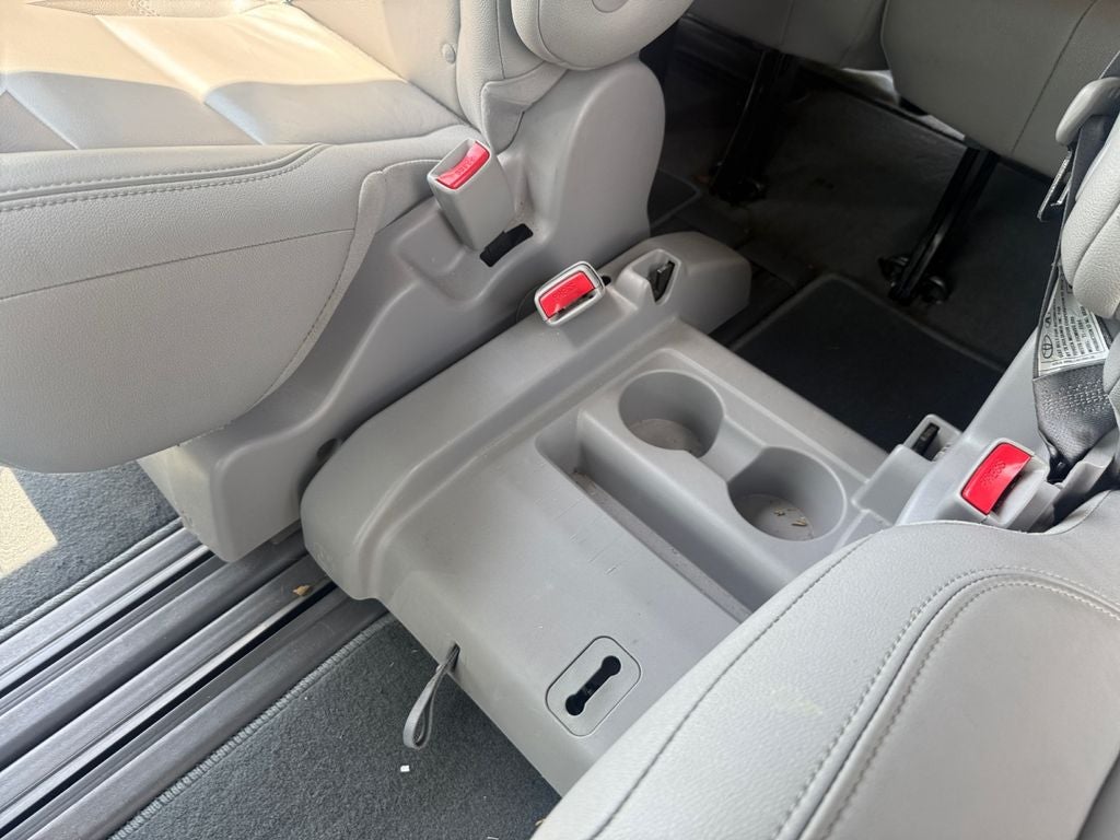 2018 Toyota Sienna XLE 8 Passenger